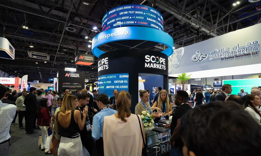 Premium fintech exhibition stand finish for Forex Expo Dubai