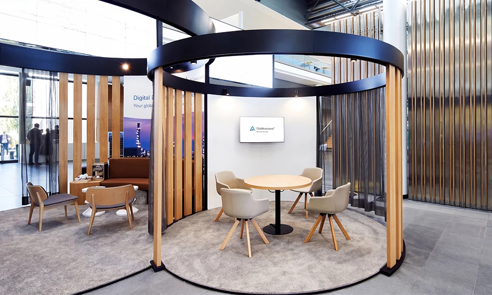 Private meeting lounge on a forex exhibition stand